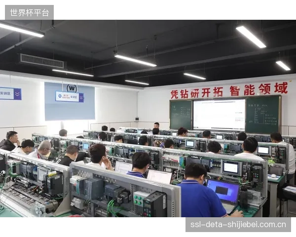 高校体育设施管理专业普遍缺乏PLC编程与运维课程，未来支撑中国上千家冰雪场馆的复合型人才在哪里？